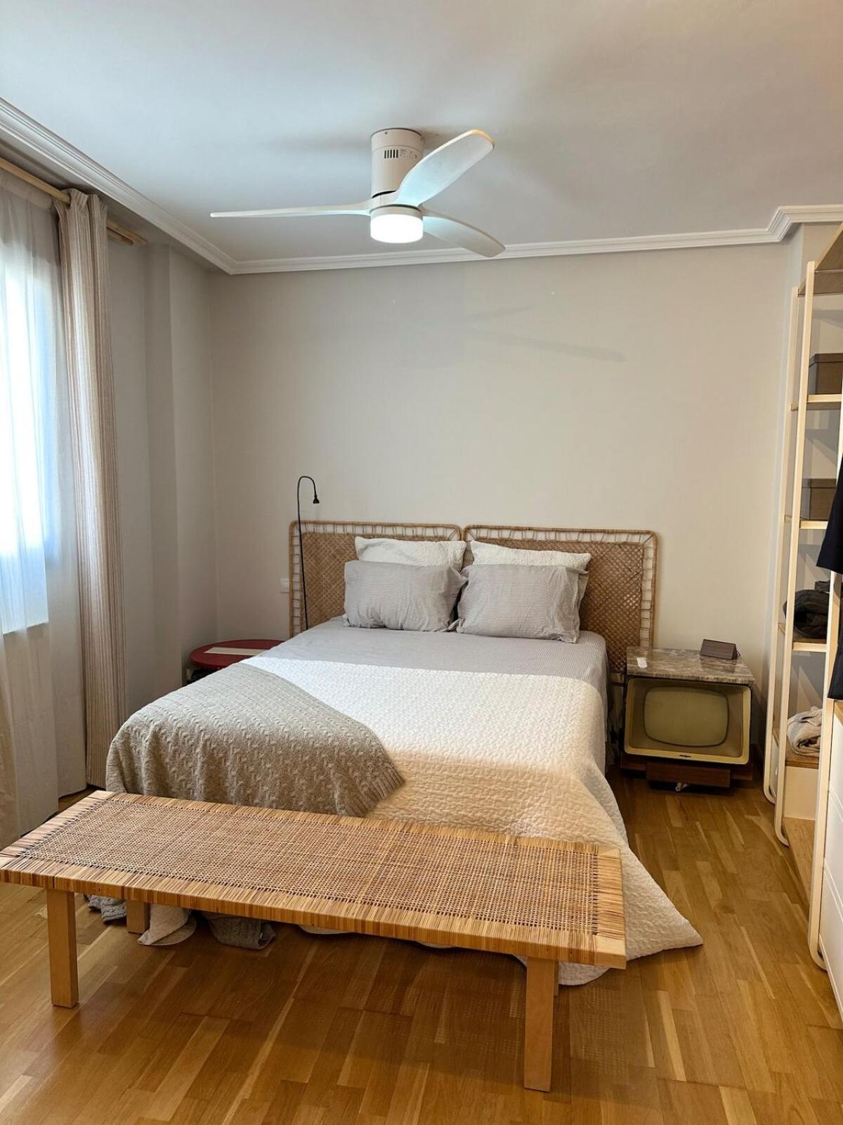 Apartamento Moderno En El Corazon De Con Posibilidad De 2 Garajes *
