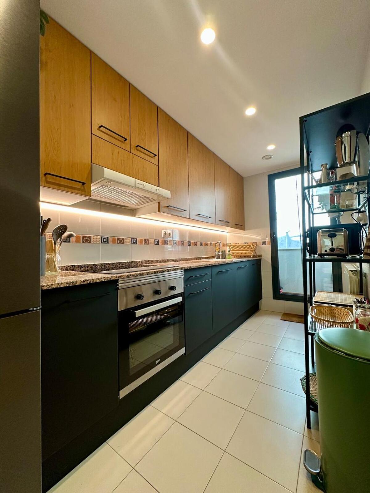 Moderno En El Corazon De Con Posibilidad De 2 Garajes Apartamento