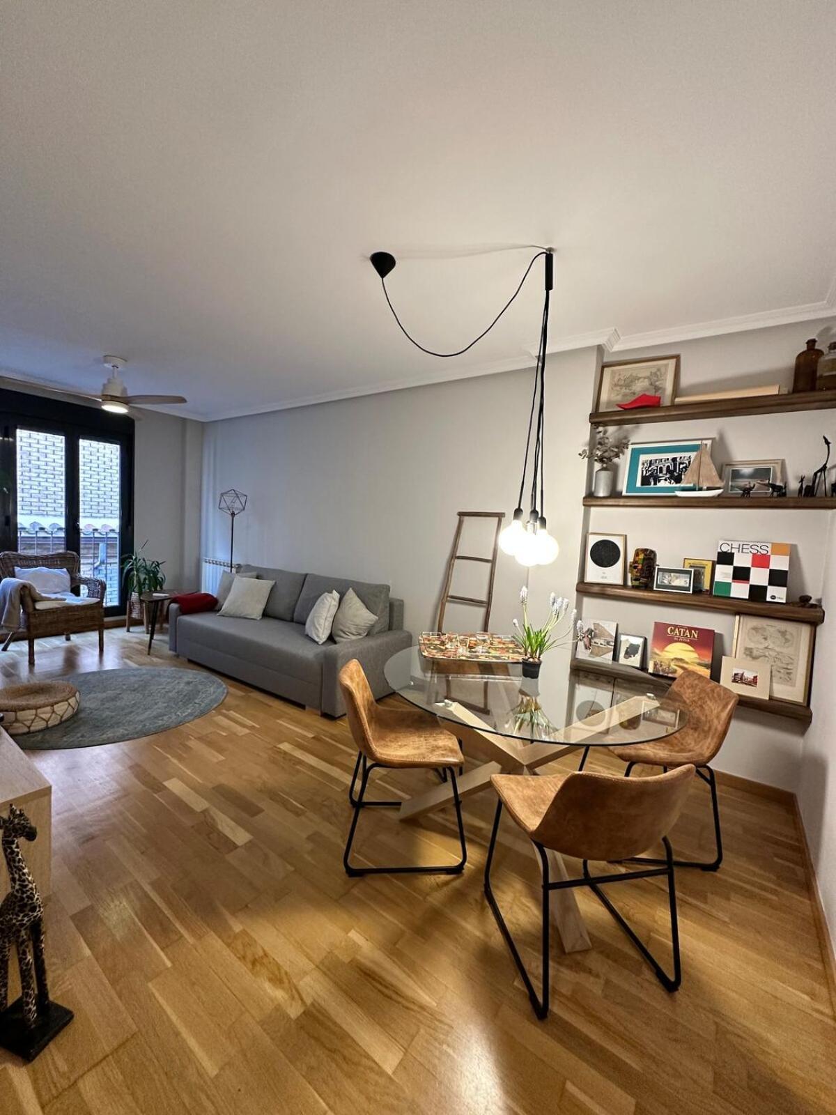 Moderno En El Corazon De Con Posibilidad De 2 Garajes Apartamento
